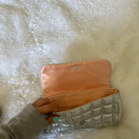 Given beauty clutch purse pochette - Picture 3 of 3